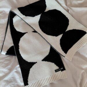 Marimekko x Uniqlo Scarf